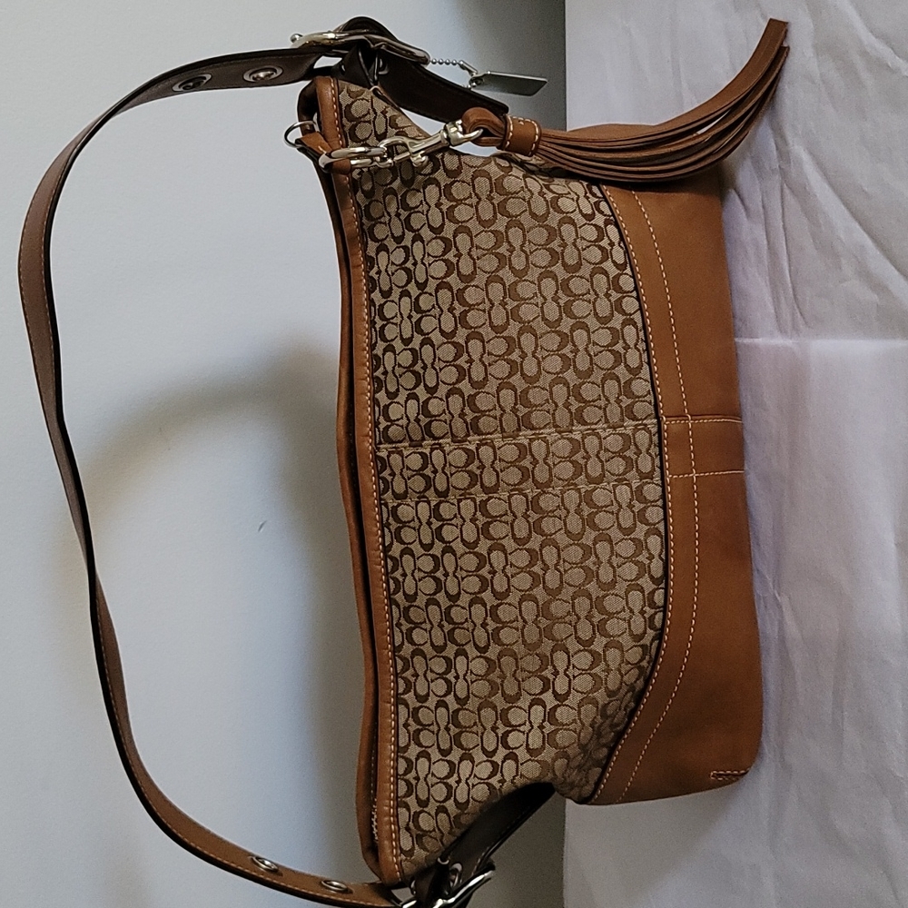 Coach Signature Jacquard and Leather Hobo - Picture 4 of 14